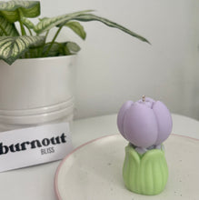 Load image into Gallery viewer, Unscented Flower Pillar Candle
